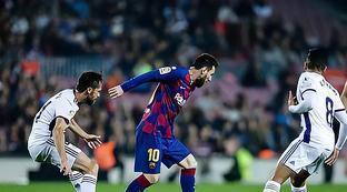 队在进攻方 队在进攻方